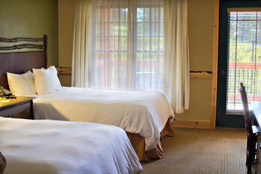 โฮป เลก ลอดจ์ แอนด์ อินดอร์ วอเตอร์พาร์ค Hotel คอร์ตแลนด์ ภายนอก รูปภาพ